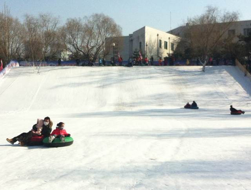 沈陽(yáng)雪上嘉年華正式開(kāi)幕，河北迪特加油助威